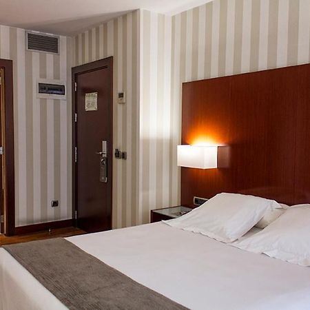 Hotel Rh Murcia Centro Luaran gambar