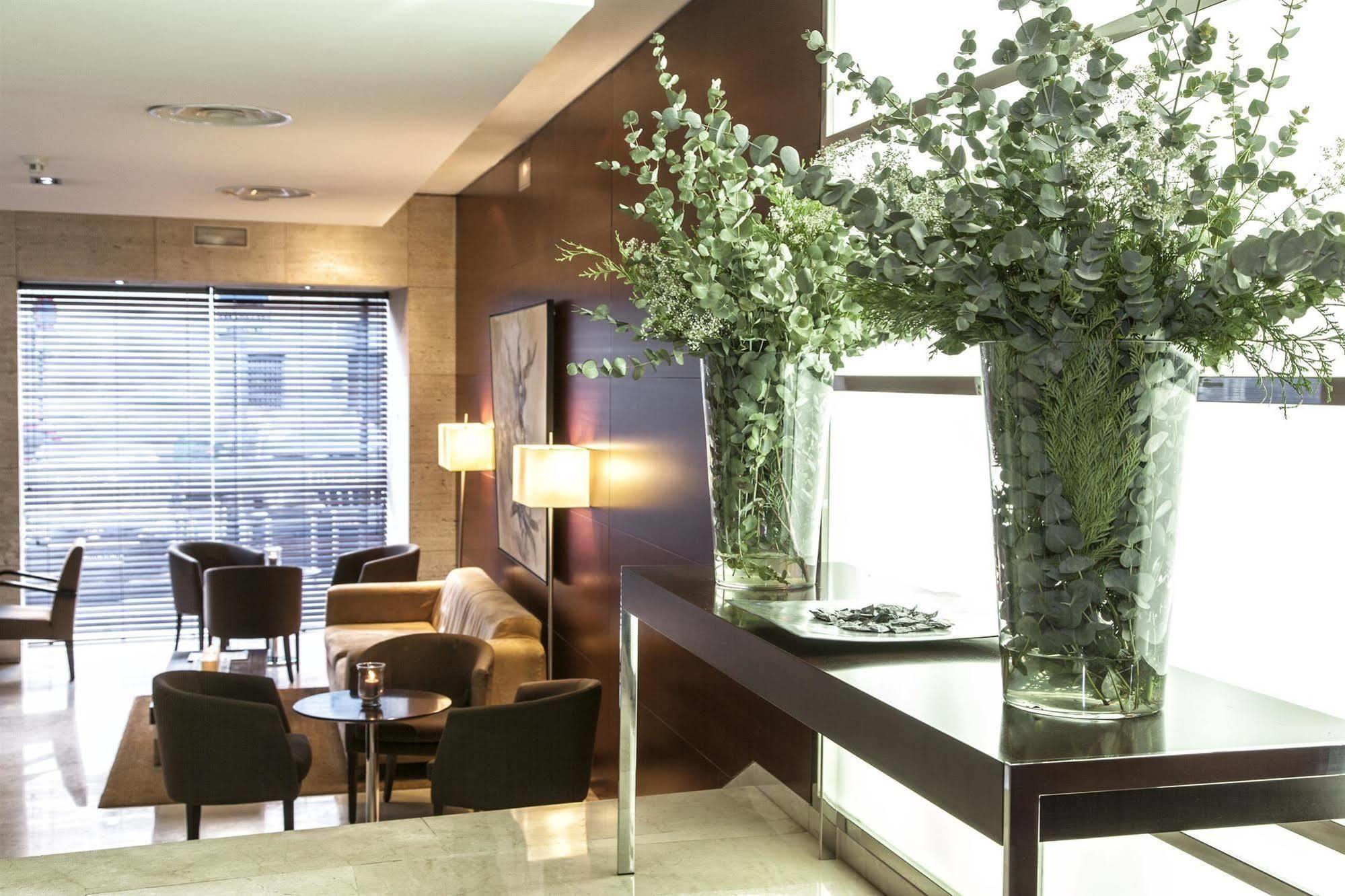 Hotel Rh Murcia Centro Luaran gambar